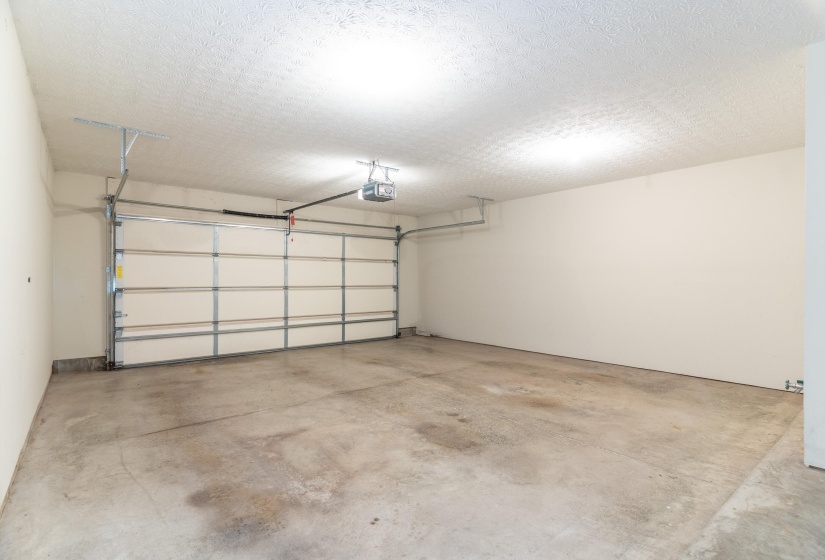 2204 Navajo, Piqua-29