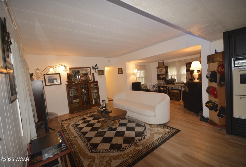131 Charwood Drive, Lima, Ohio, 2 Bedrooms Bedrooms, ,1 BathroomBathrooms,Residential,For Sale,Charwood,306693