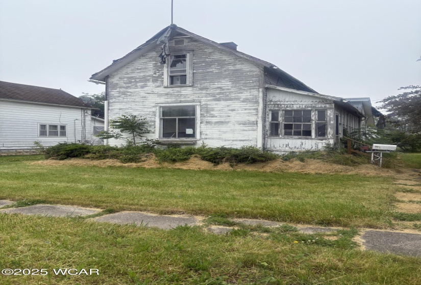 115 Vine Street, Van Wert, Ohio, 2 Bedrooms Bedrooms, ,2 BathroomsBathrooms,Residential,For Sale,Vine,307301