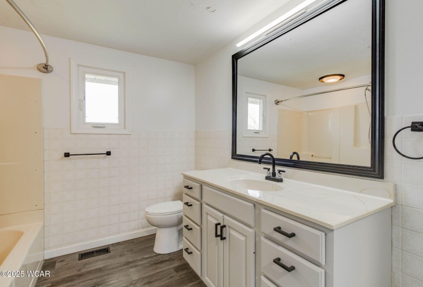 5647 Ada Road, Lima, Ohio, 4 Bedrooms Bedrooms, ,1 BathroomBathrooms,Residential,For Sale,Ada,306886