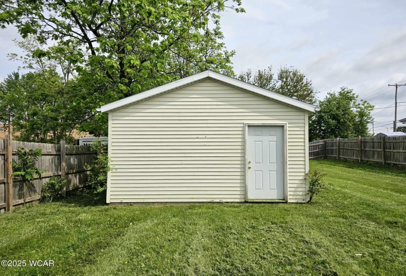 1133 High Street, Lima, Ohio, 3 Bedrooms Bedrooms, ,1 BathroomBathrooms,Residential,For Sale,High,307306