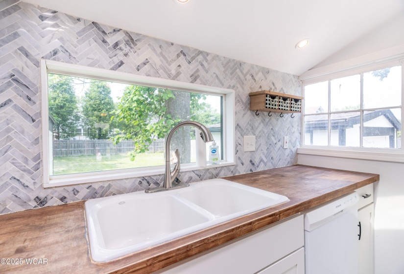 111 Wolf Avenue, Englewood, Ohio, 2 Bedrooms Bedrooms, ,1 BathroomBathrooms,Residential,For Sale,Wolf,307288