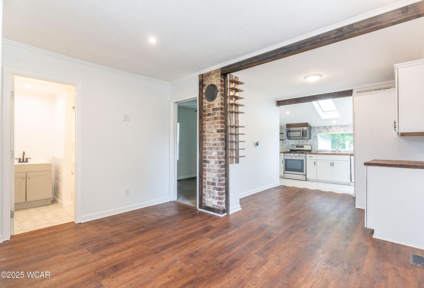 111 Wolf Avenue, Englewood, Ohio, 2 Bedrooms Bedrooms, ,1 BathroomBathrooms,Residential,For Sale,Wolf,307288