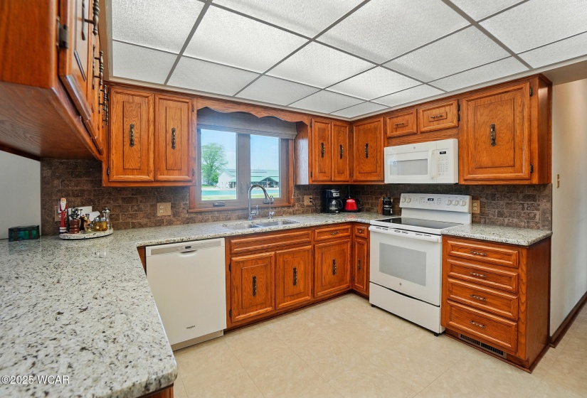 11630 Clearview Drive, Delphos, Ohio, 3 Bedrooms Bedrooms, ,2 BathroomsBathrooms,Residential,For Sale,Clearview,307310