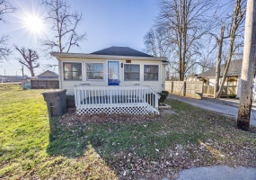 203 2nd Street, Russells Point, Ohio 43348, 2 Bedrooms Bedrooms, ,1 BathroomBathrooms,Residential,For Sale,2nd,1035951