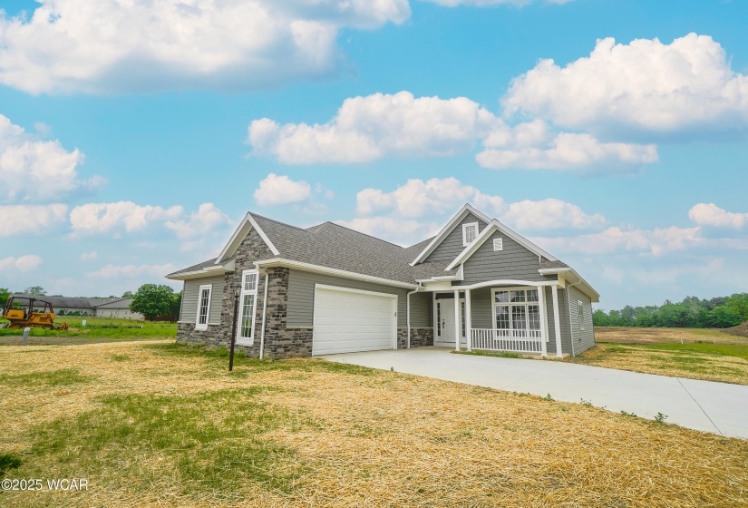 423 Oakview Drive, Ottawa, Ohio, 3 Bedrooms Bedrooms, ,2 BathroomsBathrooms,Residential,For Sale,Oakview,307311