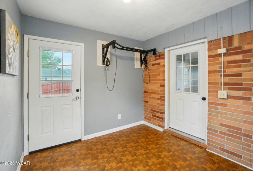 1572 Clinton Street, Defiance, Ohio, 3 Bedrooms Bedrooms, ,2 BathroomsBathrooms,Residential,For Sale,Clinton,307312