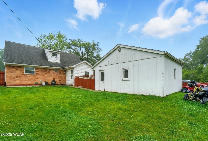 1572 Clinton Street, Defiance, Ohio, 3 Bedrooms Bedrooms, ,2 BathroomsBathrooms,Residential,For Sale,Clinton,307312