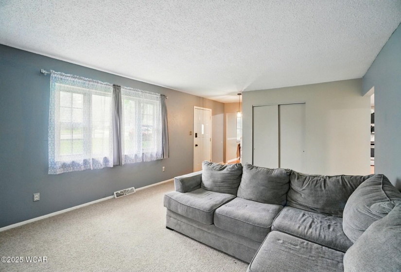 1572 Clinton Street, Defiance, Ohio, 3 Bedrooms Bedrooms, ,2 BathroomsBathrooms,Residential,For Sale,Clinton,307312