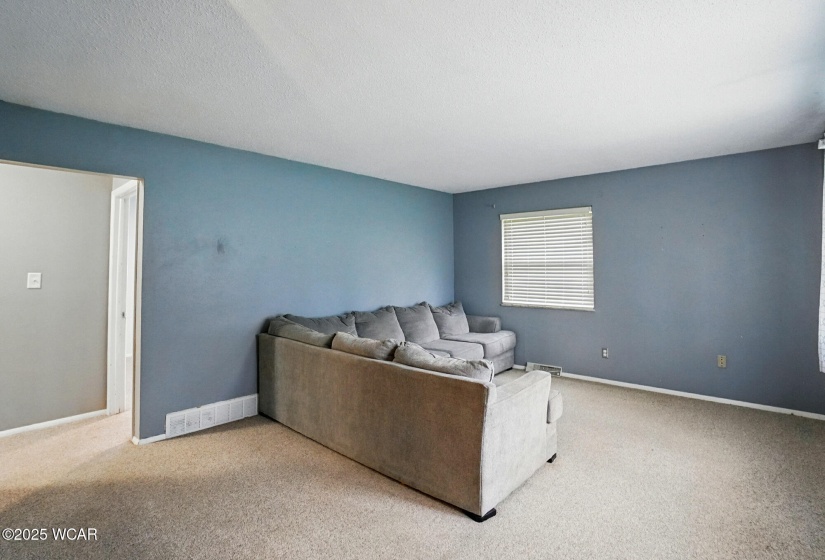 1572 Clinton Street, Defiance, Ohio, 3 Bedrooms Bedrooms, ,2 BathroomsBathrooms,Residential,For Sale,Clinton,307312