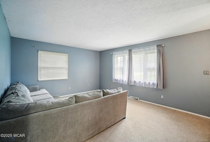 1572 Clinton Street, Defiance, Ohio, 3 Bedrooms Bedrooms, ,2 BathroomsBathrooms,Residential,For Sale,Clinton,307312
