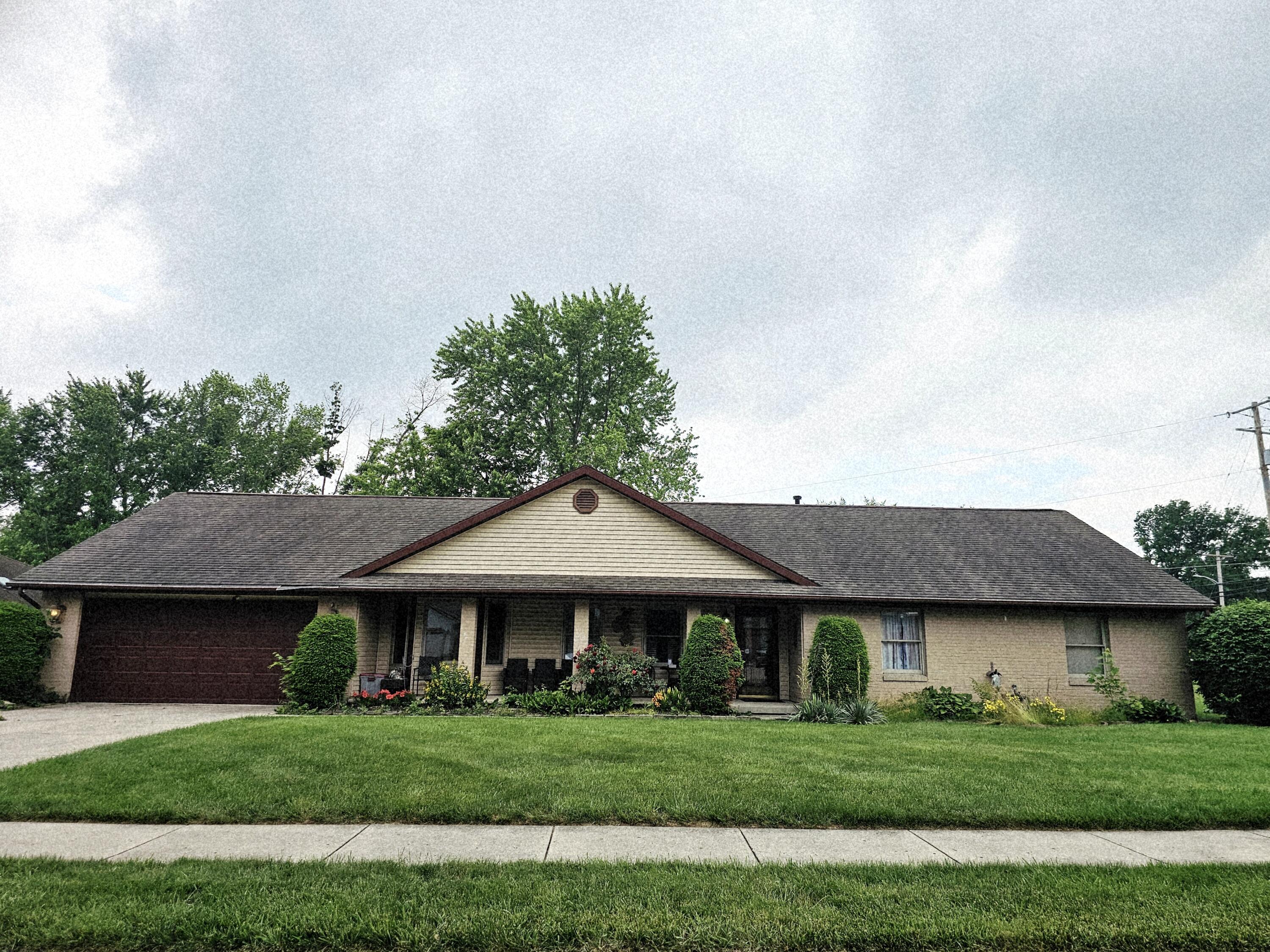 1308 Stonyridge Avenue, Troy, Ohio 45373
