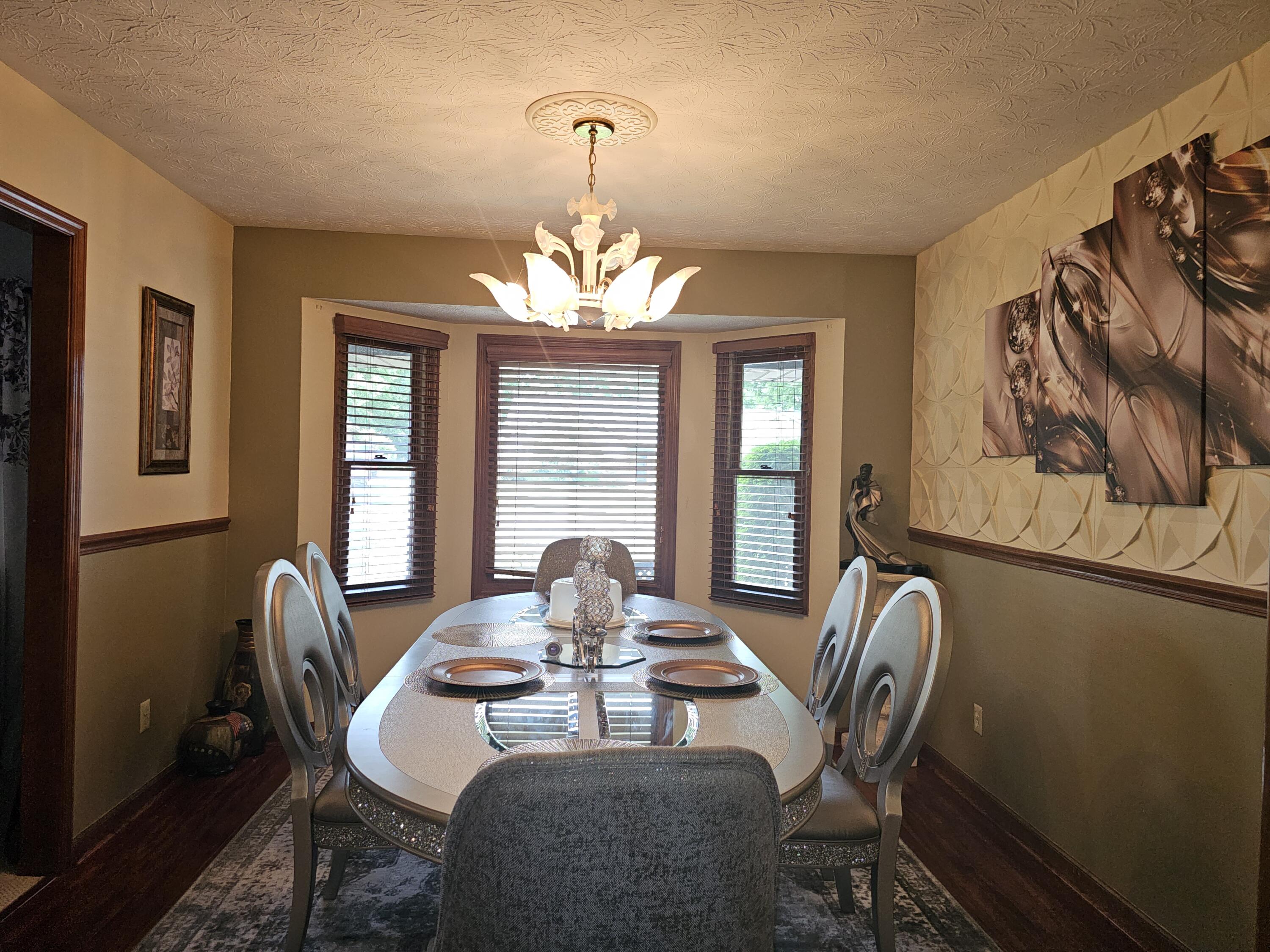 1308 Stonyridge Avenue, Troy, Ohio 45373