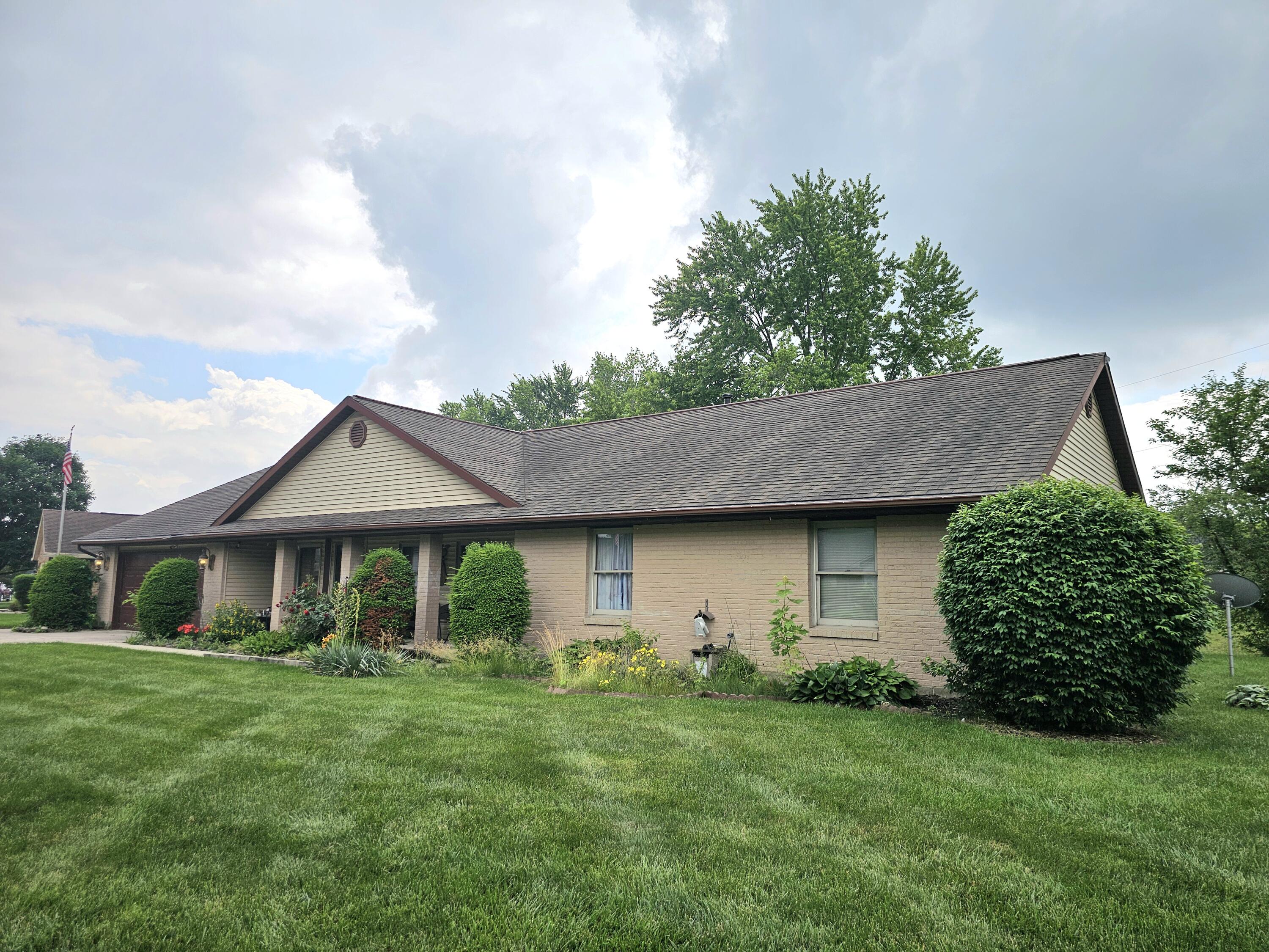 1308 Stonyridge Avenue, Troy, Ohio 45373