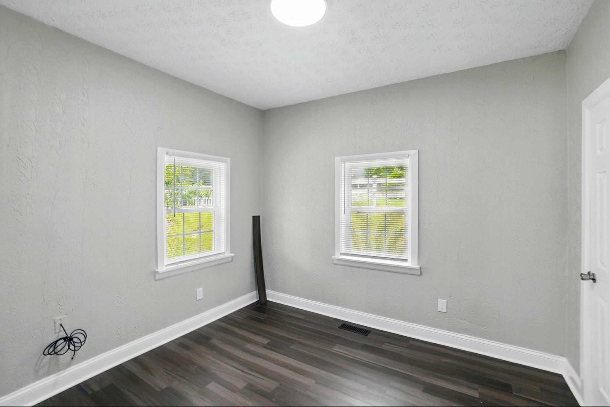2718 Lagonda Avenue, Springfield, Ohio 45503