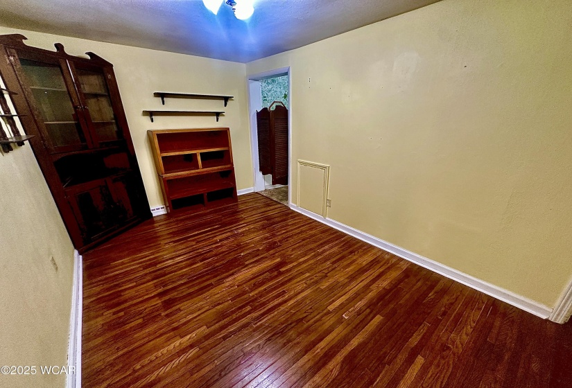 1570 Southwood Drive, Lima, Ohio, 2 Bedrooms Bedrooms, ,2 BathroomsBathrooms,Residential,For Sale,Southwood,307320