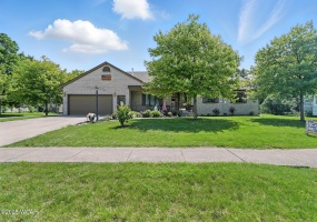 301 Williams Street, Paulding, Ohio, 3 Bedrooms Bedrooms, ,2 BathroomsBathrooms,Residential,For Sale,Williams,307325