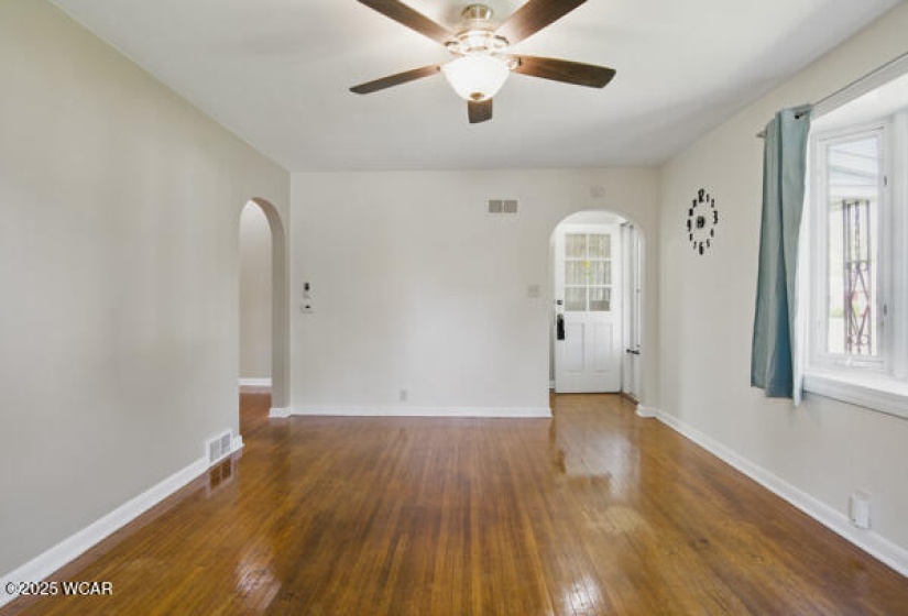 557 Chestnut Street, Van Wert, Ohio, 3 Bedrooms Bedrooms, ,1 BathroomBathrooms,Residential,For Sale,Chestnut,307230