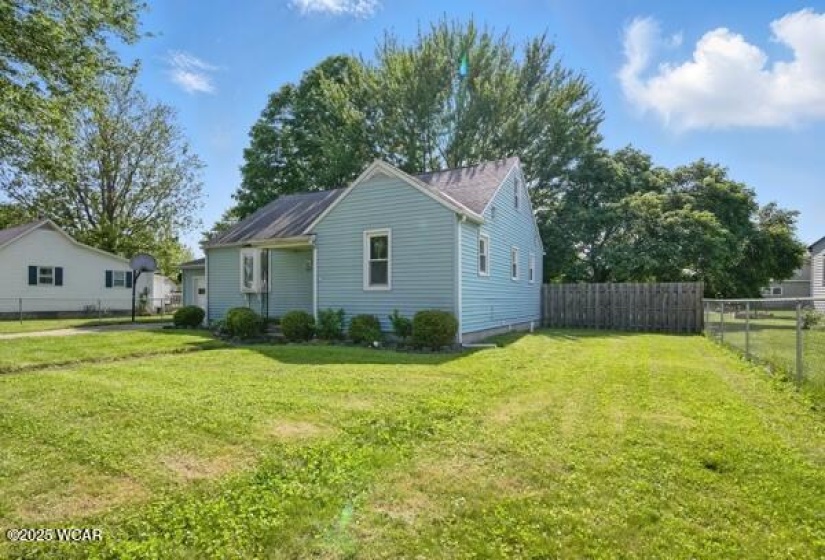 557 Chestnut Street, Van Wert, Ohio, 3 Bedrooms Bedrooms, ,1 BathroomBathrooms,Residential,For Sale,Chestnut,307230