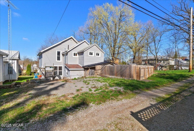 424 Market Street, Kenton, Ohio, 4 Bedrooms Bedrooms, ,1 BathroomBathrooms,Residential,For Sale,Market,306790