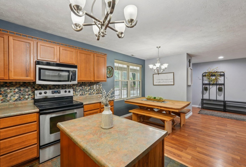24-web-or-mls-OH-185-0706-022