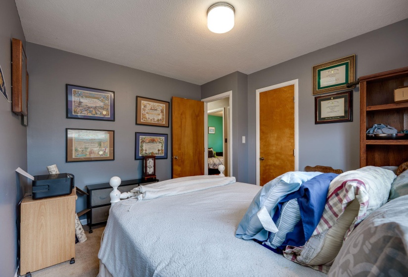 19-web-or-mls-1022-adams-st