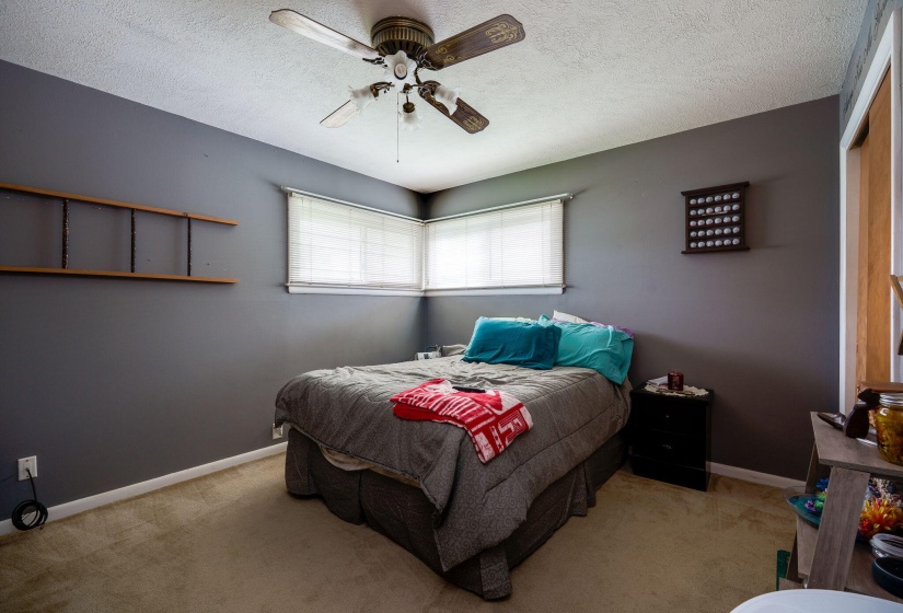 20-web-or-mls-1022-adams-st