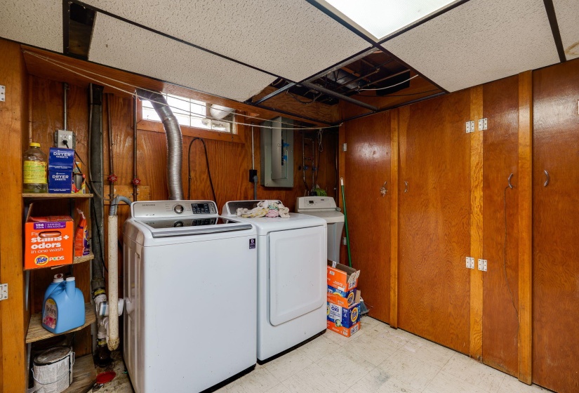 25-web-or-mls-1022-adams-st