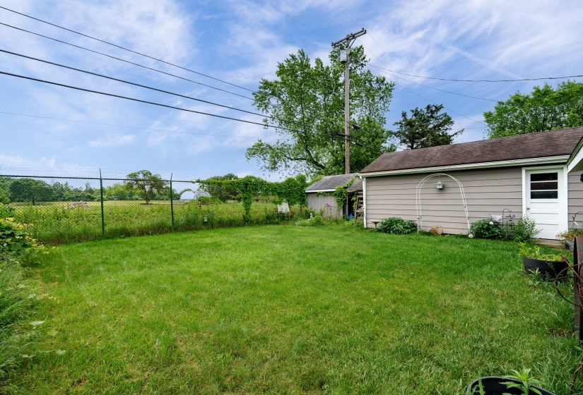 31-web-or-mls-1022-adams-st