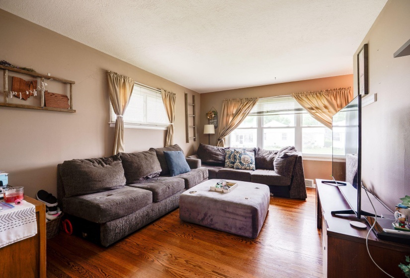7-web-or-mls-1022-adams-st