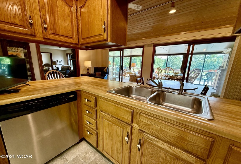 38 La Plas Drive, Findlay, Ohio, 2 Bedrooms Bedrooms, ,2 BathroomsBathrooms,Residential,For Sale,La Plas,307328