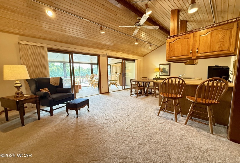 38 La Plas Drive, Findlay, Ohio, 2 Bedrooms Bedrooms, ,2 BathroomsBathrooms,Residential,For Sale,La Plas,307328