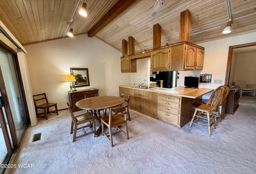 38 La Plas Drive, Findlay, Ohio, 2 Bedrooms Bedrooms, ,2 BathroomsBathrooms,Residential,For Sale,La Plas,307328