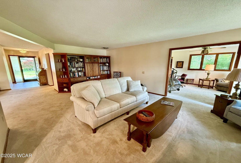38 La Plas Drive, Findlay, Ohio, 2 Bedrooms Bedrooms, ,2 BathroomsBathrooms,Residential,For Sale,La Plas,307328