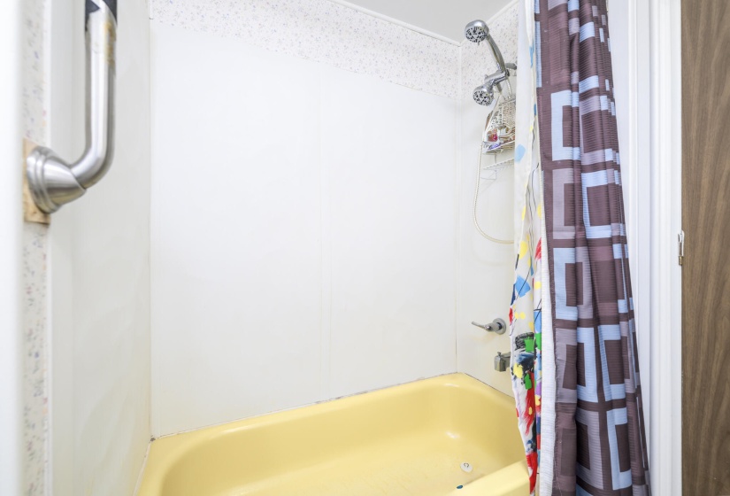 Full Bath