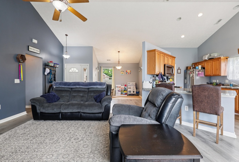 14-print-Belmont Pl-1006-014