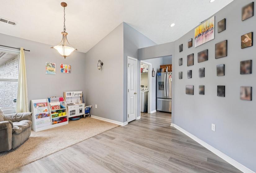 25-print-Belmont Pl-1006-025