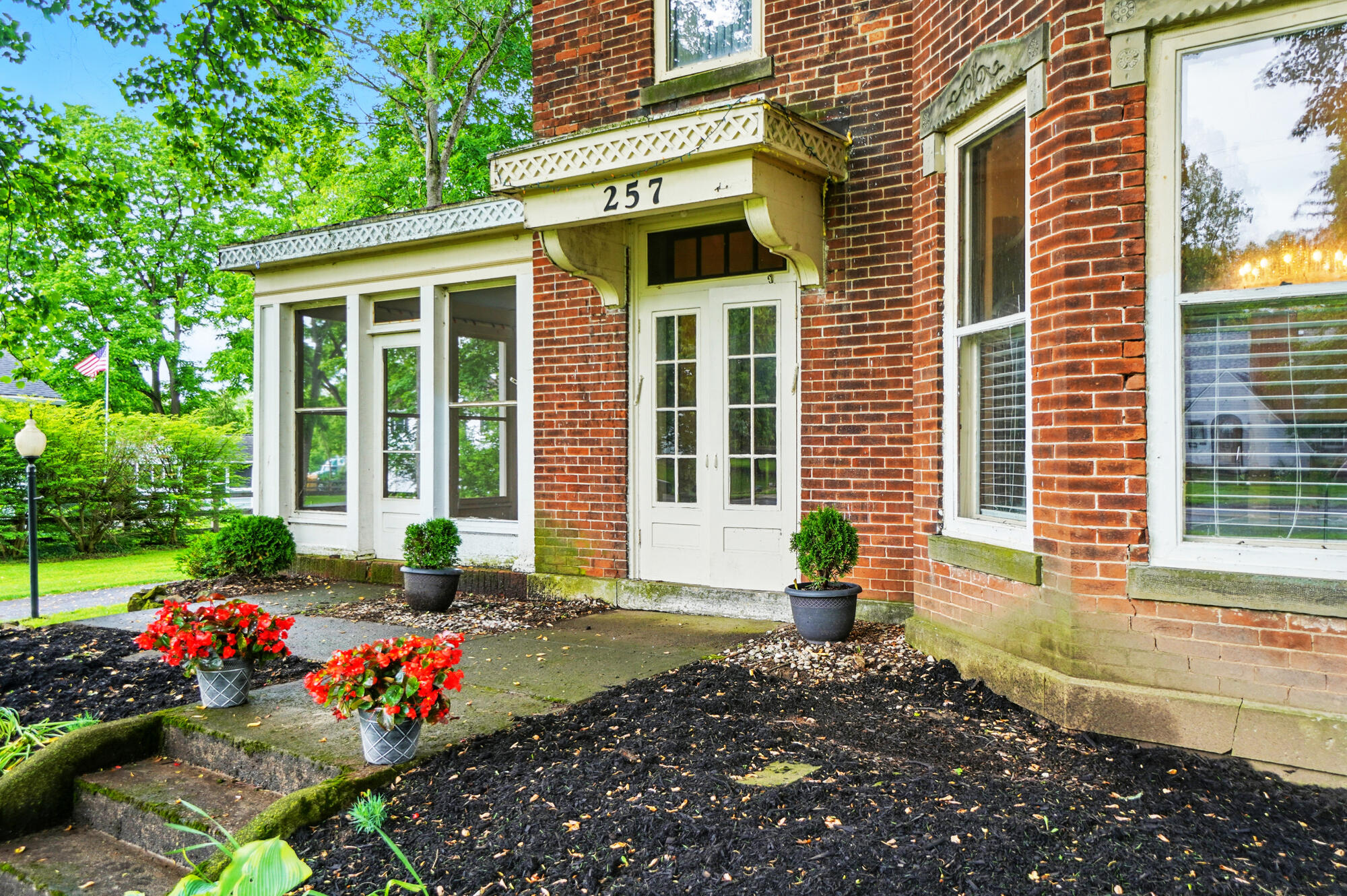 257 Sandusky Street, Mechanicsburg, Ohio 43044