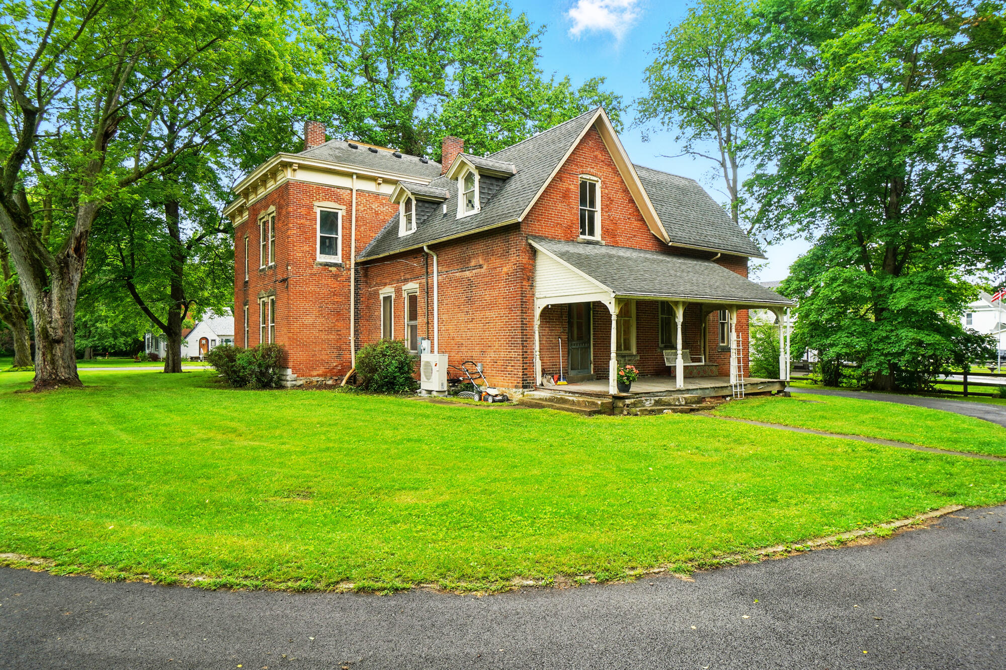 257 Sandusky Street, Mechanicsburg, Ohio 43044