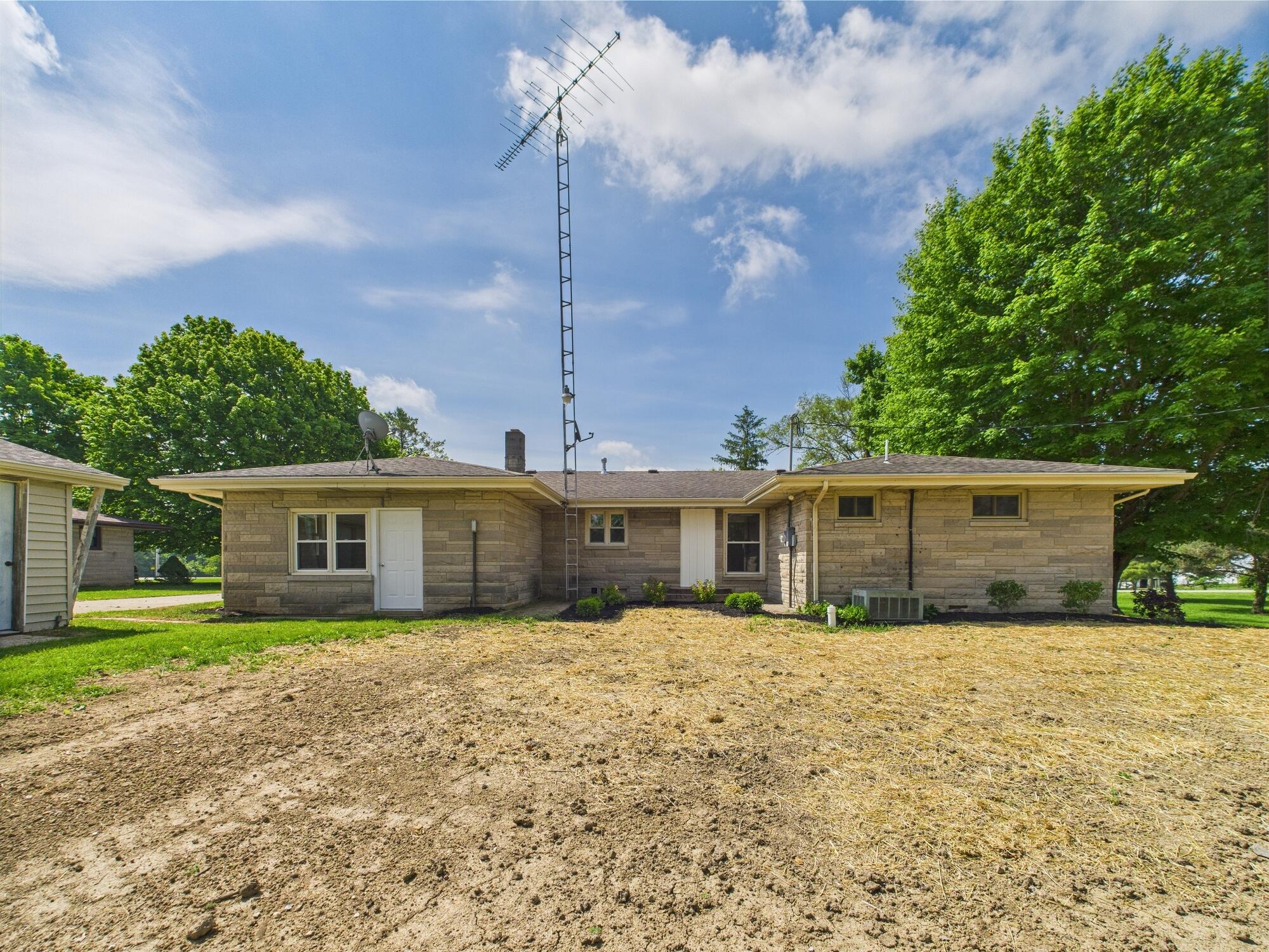 1430 Union City Pike, Winchester, Indiana 47394