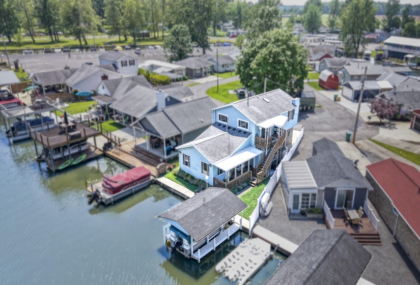 11531 Circle Dr-42