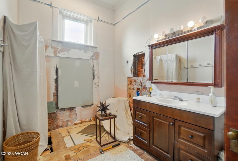 307 Auglaize Street, Wapakoneta, Ohio, 5 Bedrooms Bedrooms, ,3 BathroomsBathrooms,Residential,For Sale,Auglaize,307341