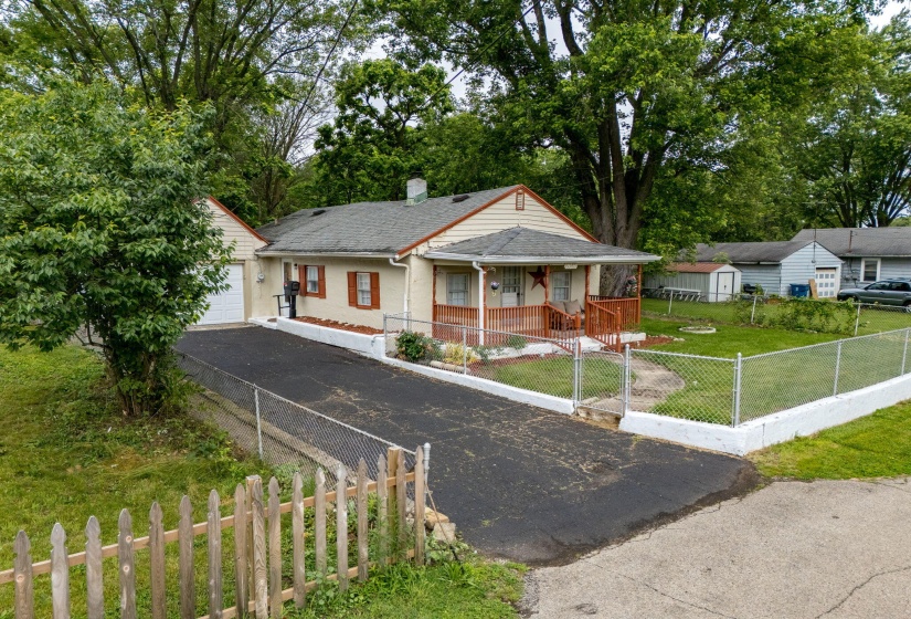 27-web-or-mls-6345-blackfoot-st