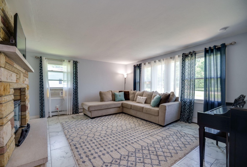 8-web-or-mls-3101-e-leffel-ln