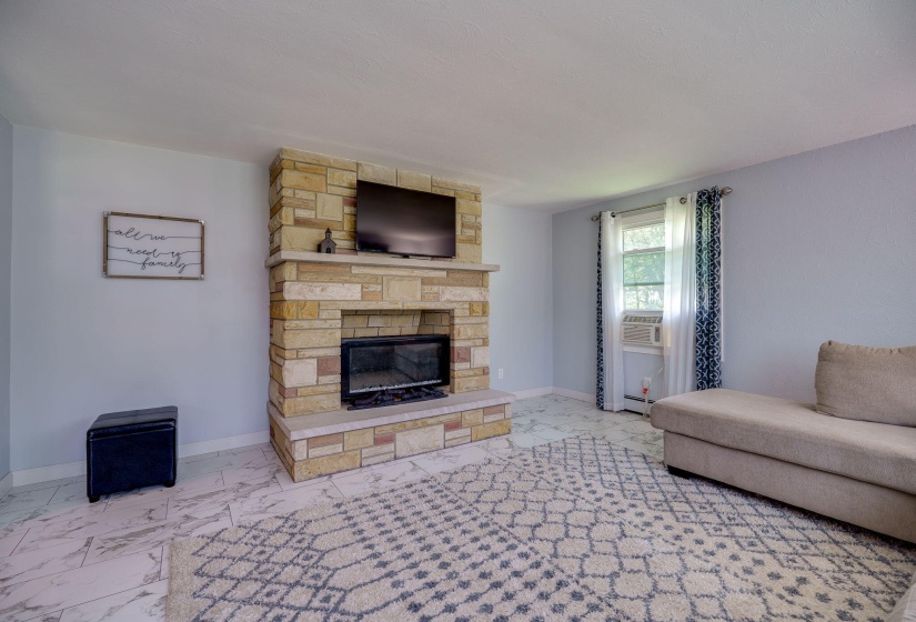 9-web-or-mls-3101-e-leffel-ln