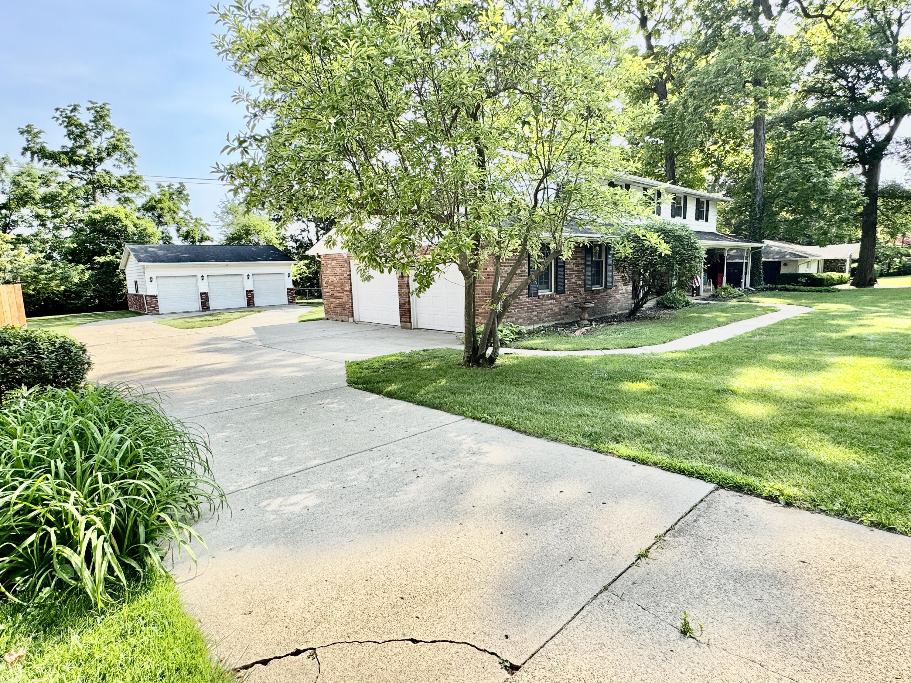 7600 Beldale Drive, Dayton, Ohio 45424