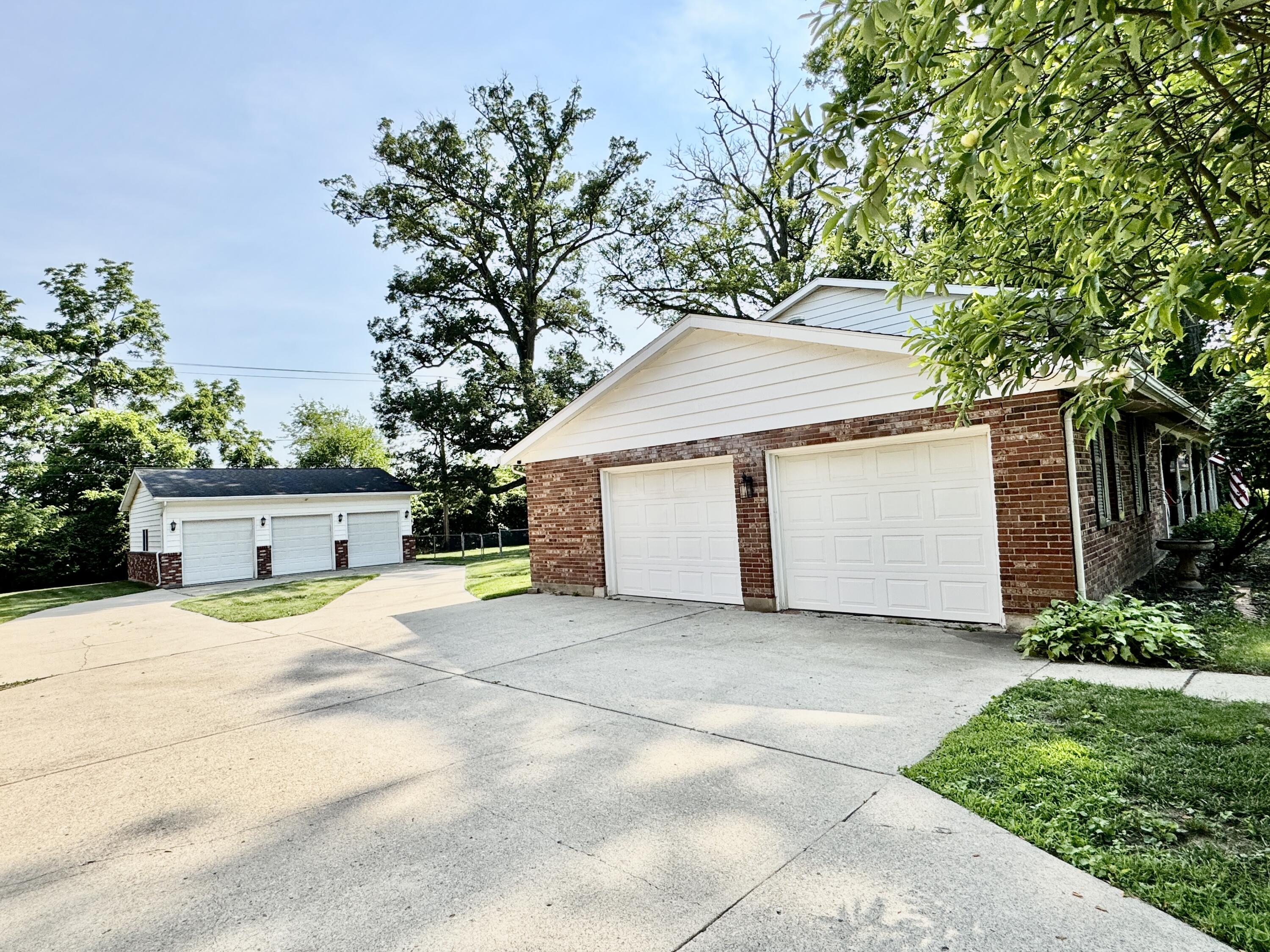 7600 Beldale Drive, Dayton, Ohio 45424
