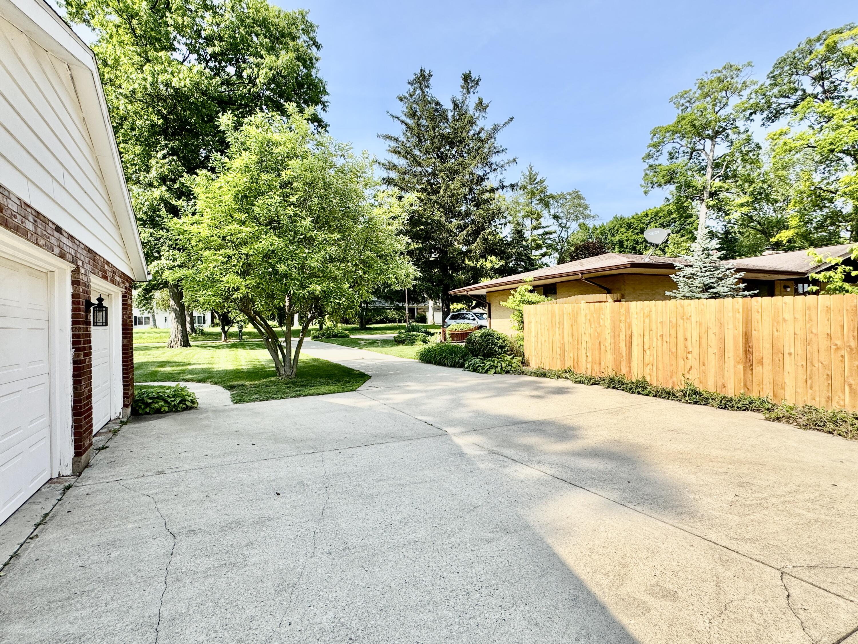 7600 Beldale Drive, Dayton, Ohio 45424