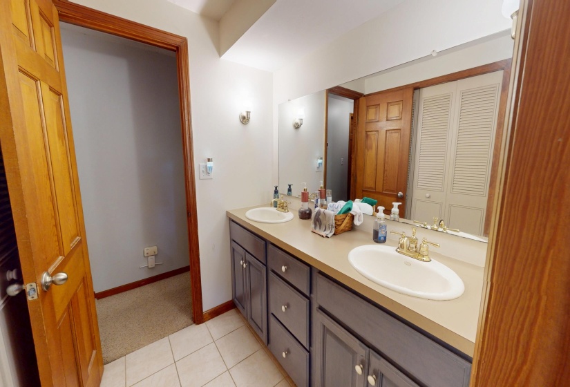 7600-Beldale-Ave-06112025_221927