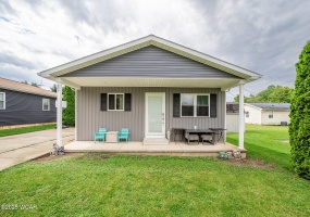 209 5th Avenue, Tiffin, Ohio, 3 Bedrooms Bedrooms, ,1 BathroomBathrooms,Residential,For Sale,5th,307318